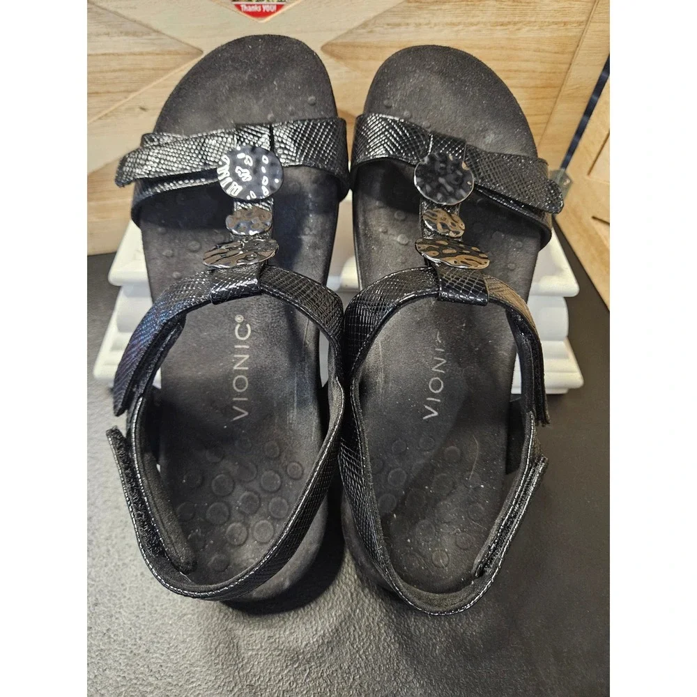 Vionic Slingback Sandals Womens 9.5 Black Farra Metallic Medallion #624